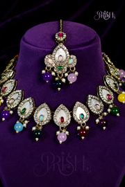 Mother-Of-Pearls Petals Necklace set