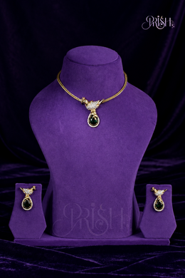 Mayurika Emerald Elegance Pendant Set