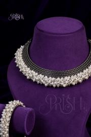Chandramukti Oxidised Set