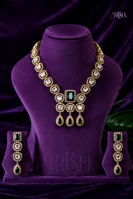 Emerald Moissanite Polki Halo Neck Set