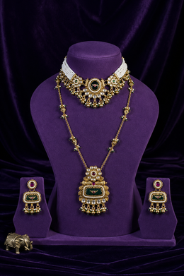 Necklace 16