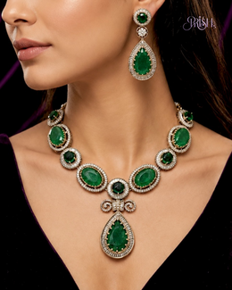Marakata Ratnaprabha Heritage Necklace Set