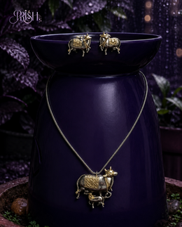 Kamadhenu Heritage Pendant Set