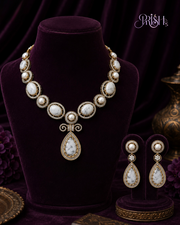 Shvetambara Ratnanjali Heritage Necklace Set