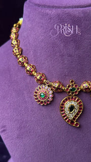 Amrapali Kemp Choker Set