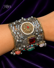 Navadurga Rajsi Cuff Kada