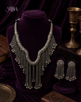Vaidheyi Tribal Heritage Necklace Set
