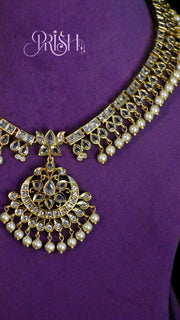 Mrinalika Vintage Necklace Set